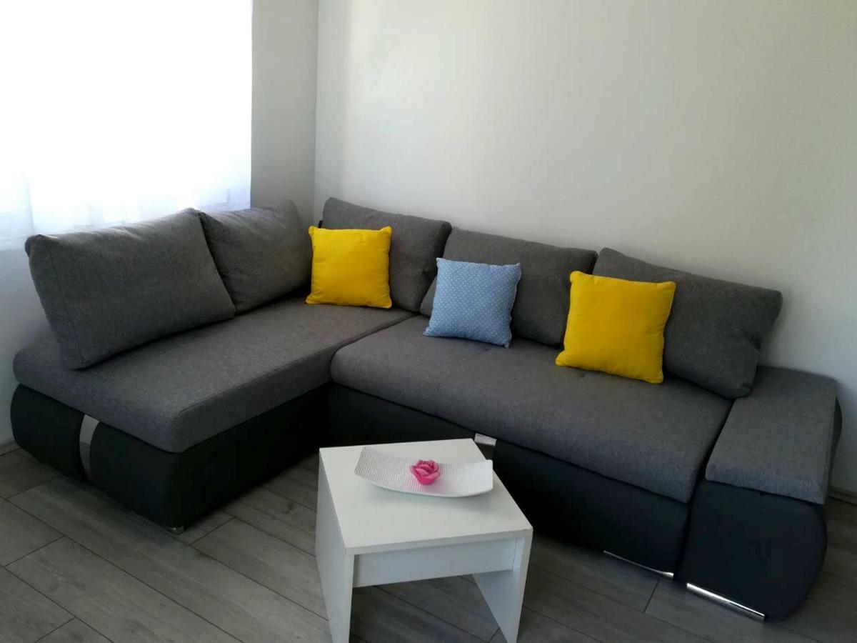 Apartments Brodarica โบรดาริตซา ภายนอก รูปภาพ